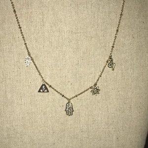 Stella & Dot Cameron Charm Choker